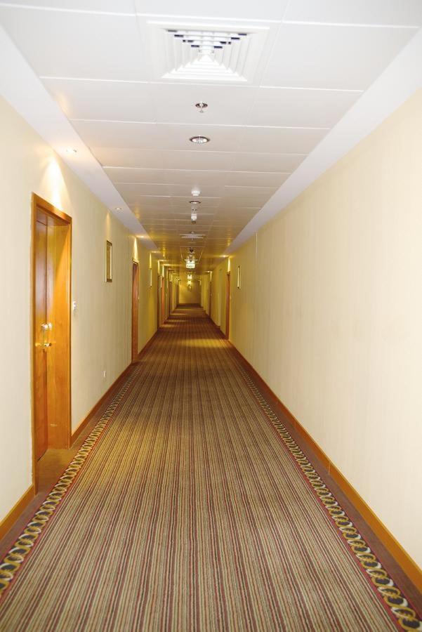 Al Massa Plus Hotel 艾因 外观 照片