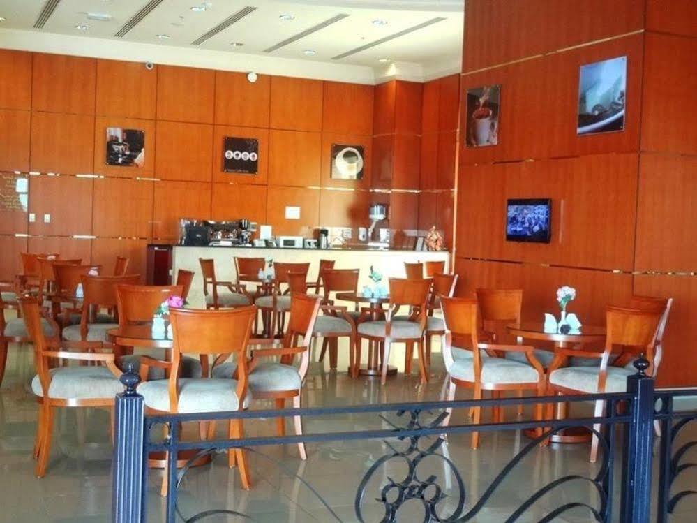 Al Massa Plus Hotel 艾因 外观 照片